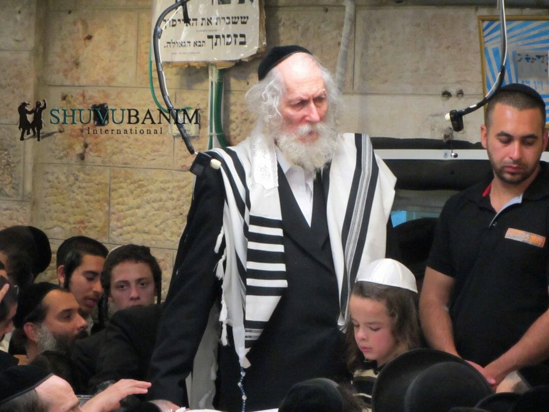 בתַּמּוּז מתו 30 אלף קדושי אומן – מאמר נפלא מהגה"צ הָרַב אליעזר ברלנד שְׁלִיטָ"א