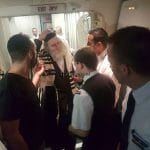 הרב ברלנד שליט"א במטוס בדרך לאומן תשע"ח