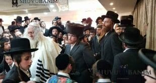 בר מצווה לנין הגה"צ הרב אליעזר ברלנד שליט"א