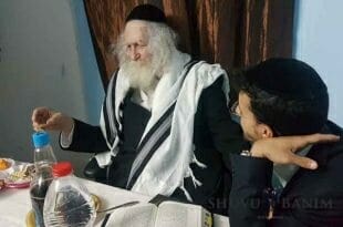 הגה"צ הרב אליעזר ברלנד שליט"א בחוג בית באשדוד