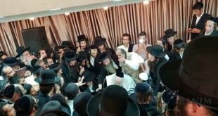 כ"ק הגה"צ הרב אליעזר ברלנד שליט"א בבר המצווה של משפחת כהן