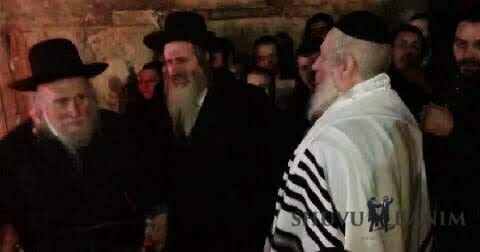 הרב שמואל שטרן שליט"א עם מורינו הרב ברלנד שליט"א בסוכות