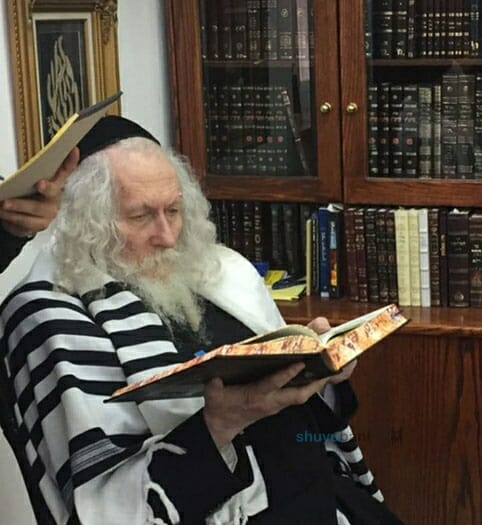 שיעור אש להבה המסביר למה נסגרו כל בתי הכנסיות – הגה"צ הרב אליעזר ברלנד שליט"א